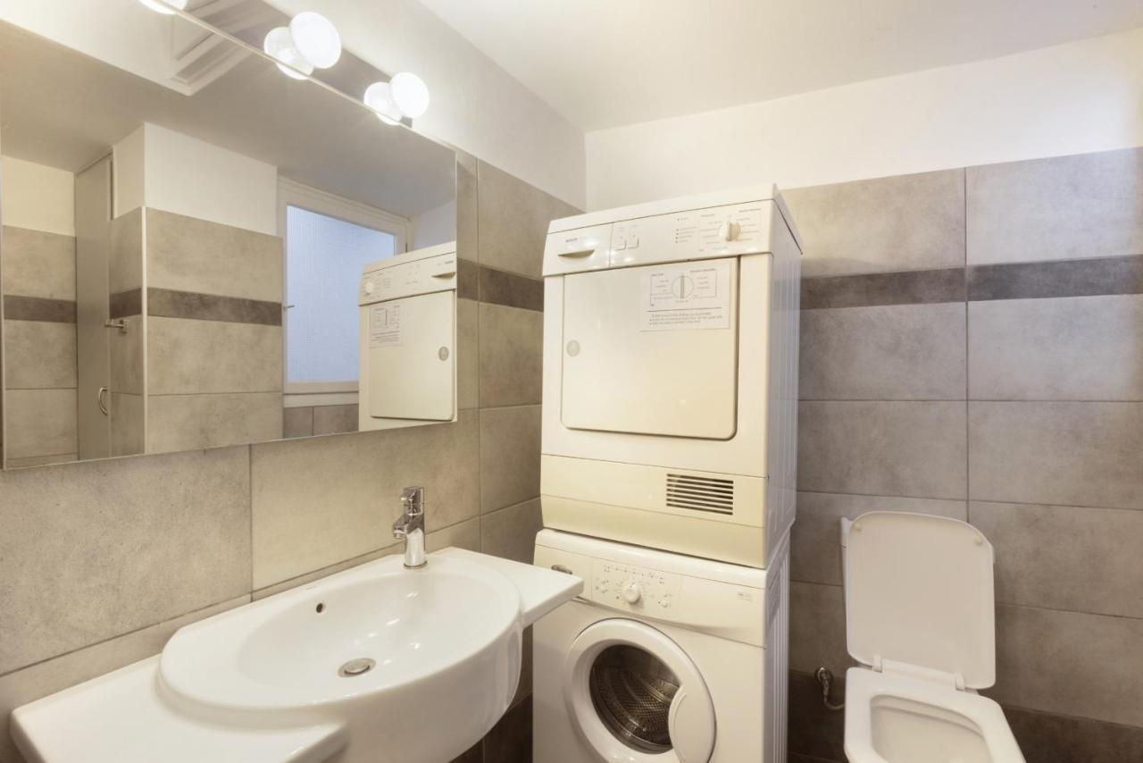 Prime Location 2 Bedroom Apt Next To The Acropolis Athen Eksteriør billede